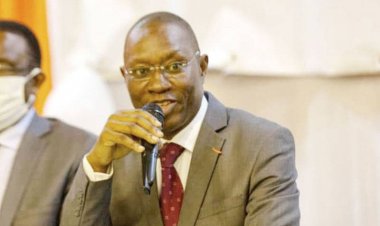 Côte d'Ivoire : « Église, mosquée, foi religieuse, y'a problème ! » (Ecrivain)