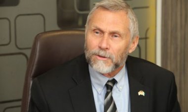 Humanité-Richard Bell (diplomate Usa) : « Mon meilleur combat du moment »