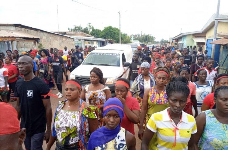 CI-Daoukro : la population rend hommage à NKT (assassiné)