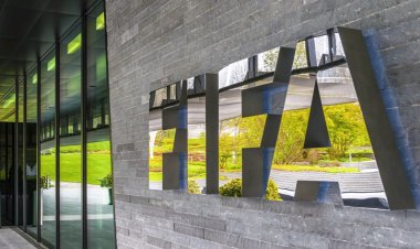 CI-Fif-Comité de normalisation : « L’Onu gouverne le monde, la Fifa gouverne le football » (Journaliste)