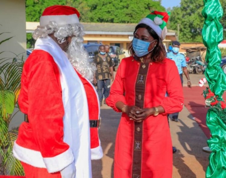 CI-Noël à Boundiali : la ministre Mariatou Koné donne le sourire à 3000 enfants   