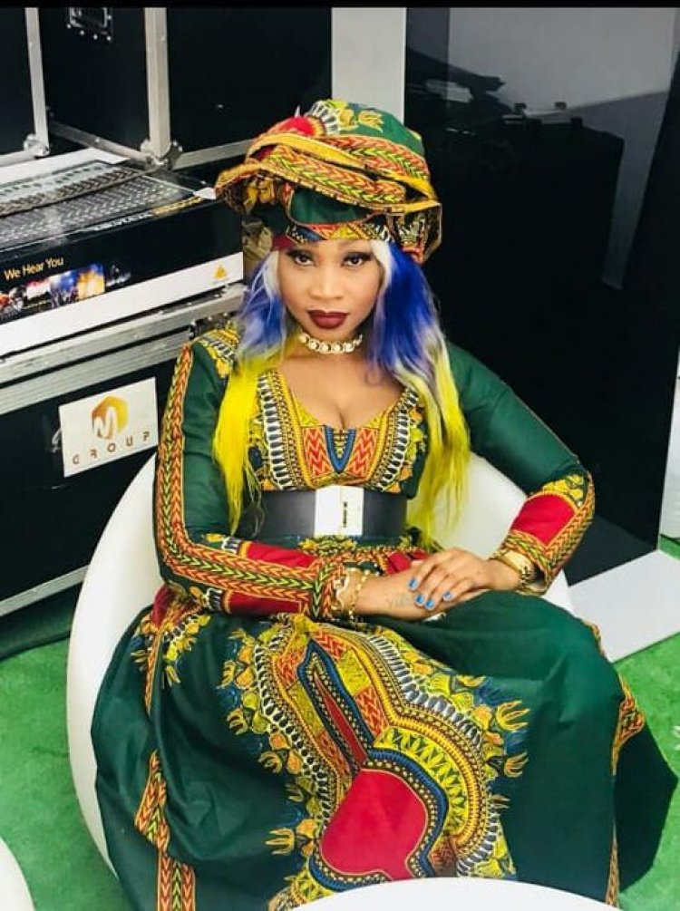 Côte d'Ivoire-Vitale (chanteuse, future épouse) : « Je l'ai enfin »