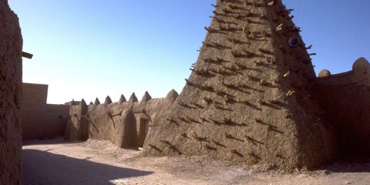 Mali-Tombouctou : 9 ans après leur saccage…les mausolées renaissent