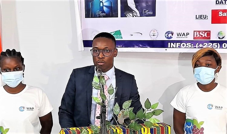 Côte d’Ivoire (Dédicace) : Wilfried Yapo Battah (philosophe) célèbre « la réflexion féconde »