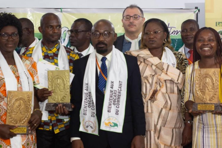 Côte d’Ivoire (Mérite) / Utb rafle le « Grand prix Souleymane Diarrassouba » des « Oscars du commerçant »